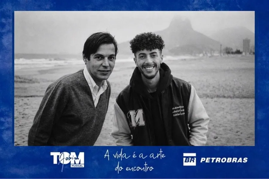 Tom Jobim, o Musical: arte criada com IA pela Fotopop